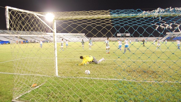 Sport Campina x Queimadense (Foto: João Brandão Neto / Globoesporte.com/pb)