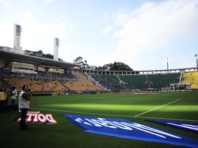 Santos emite ofício à CBF para enfrentar o Corinthians no Pacaembu