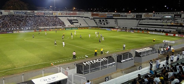 ponte preta x náutico moises lucarelli‏ (Foto: Lula Moraes / GloboEsporte.com)