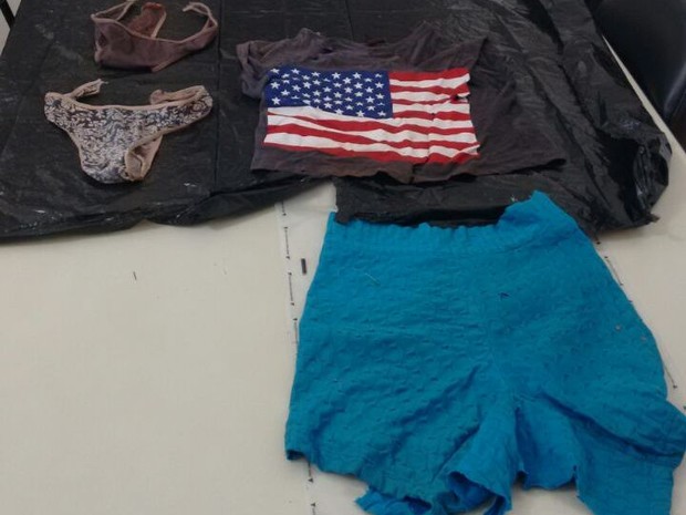 Polícia acredita que as roupas podem ajudar a identificar a adolescente  (Foto: Polícia Civil/ Divulgação)