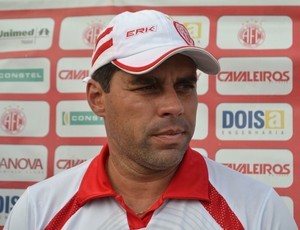 Leandro Sena, técnico do América-RN (Foto: Jocaff Souza)