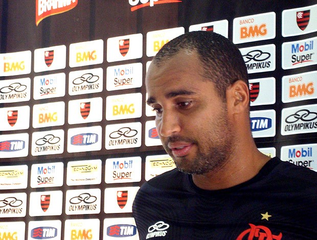 Deivid durante entrevista do Flamengo (Foto: Janir Junior / Globoesporte.com)