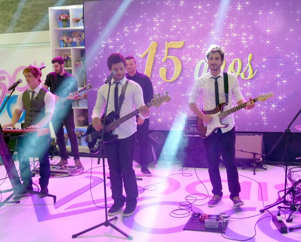 Banda Jamz animou a comemoração dos 15 anos do Mais Você (Foto: Viviane Figueiredo/Gshow)