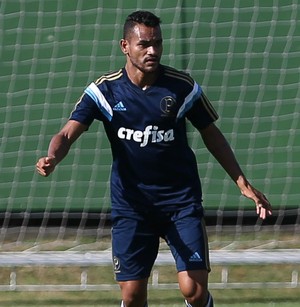 Palmeiras tentará liberação de Jackson para enfrentar o Internacional