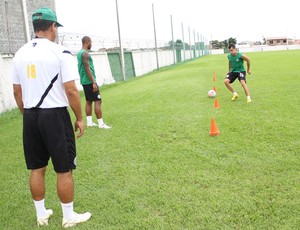 Eltinho realiza trabalhos físicos no Coritiba, após ser liberado do DM (Foto: Divulgação / Site oficial do Coritiba)