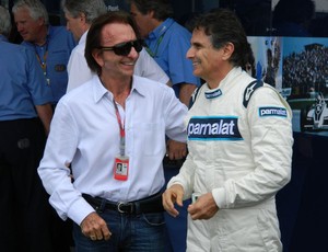 Emerson Fittipaldi e Nelson Piquet antes da exibição com a Brabham (Foto: Alexander Grünwald / Globoesporte.com)