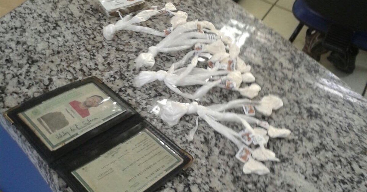 PM prende homem que entrava com drogas em Teresópolis, no RJ - Globo.com