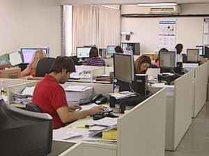 Setor de serviços está em alta no Centro-Oeste Paulista  (Foto: reprodução/ TV TEM)