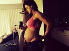 Kyra Gracie, namorada de Malvino Salvador, mostra barrigão de grávida