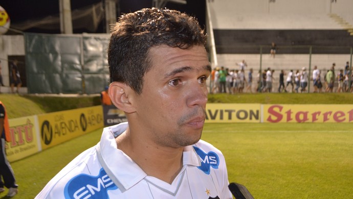 João Paulo - atacante do ABC (Foto: Jocaff Souza/GloboEsporte.com)