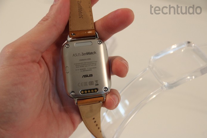Zenwatch na IFA 2014 (Foto: Fabricio Vitorino/TechTudo) Zenwatch na IFA 2014 (Foto: Fabricio Vitorino/TechTudo)