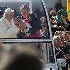Bento XVI diz pontificado  passou por 'águas agitadas' (Max Rossi/Reuters)