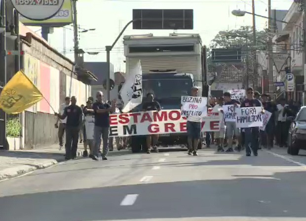 Protesto dos guardas civis de Jacareí (Foto: Reprodução/ TV Vanguarda)