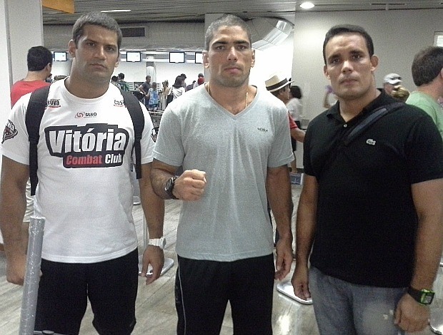Marcelo Guimarães embarca para a disputa do UFC Japão (Foto: Richard Pinheiro)