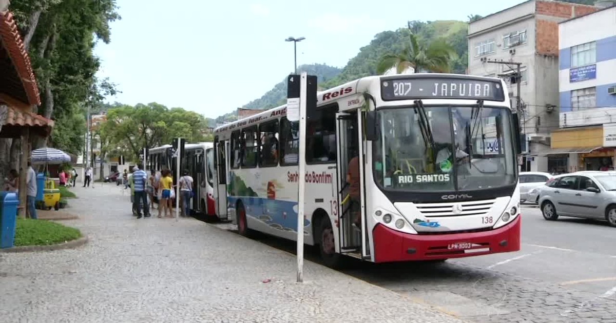 G1 - Falta de refrigeração nos ônibus gera reclamações em Angra dos