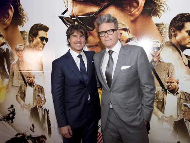 Tom Cruise e Christopher McQuarrie, o diretor e roteirista de 'Missão: Impossível – Nação secreta', durante lançamento do filme no Canadá, em 27 de julho de 2015 (Foto: Darren Calabrese/The Canadian Press via AP) Tom Cruise e Christopher McQuarrie, o diretor e roteirista de 'Missão: Impossível – Nação secreta', durante lançamento do filme no Canadá, em 27 de julho de 2015 (Foto: Darren Calabrese/The Canadian Press via AP)