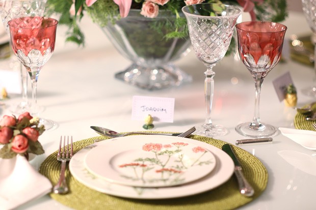 Vamos Receber: Uma mesa para visitas inesperadas (Foto: Michele Moll / divulgação) Vamos Receber: Uma mesa para visitas inesperadas (Foto: Michele Moll / divulgação)