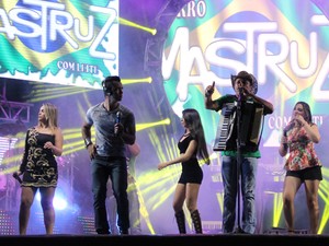 Banda Mastruz com Leite apresenta nova formação. (Foto: André Luframaia / Forrozão Promoções)