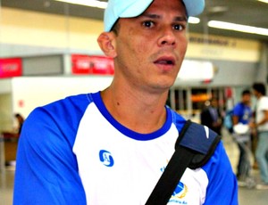 Fininho será uma boa opção ao treinador do Penarol contra o Santa Cruz=12-03-2012 (Foto: Anderson Silva/Globoesporte.com)