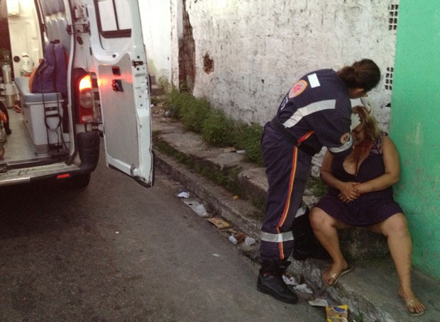 Mulher foi esfaqueada por companheiro em João Pessoa (Foto: Walter Paparazzo/G1)