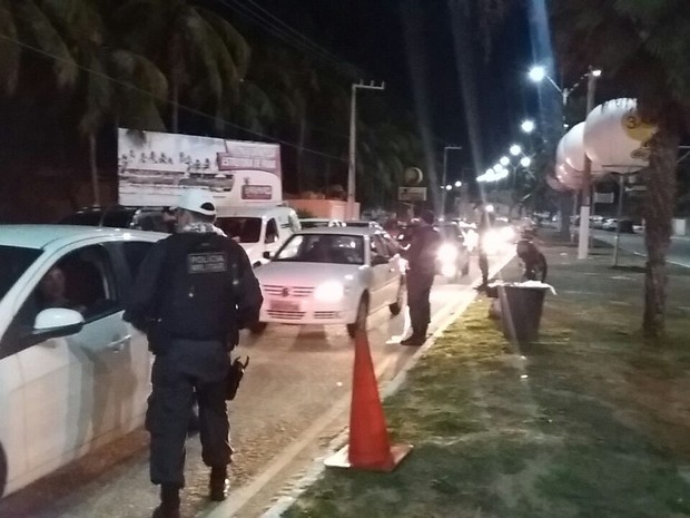 Ao todo, 1.177 pessoas foram abordadas (Foto: Divulgação/Polícia Militar do RN)