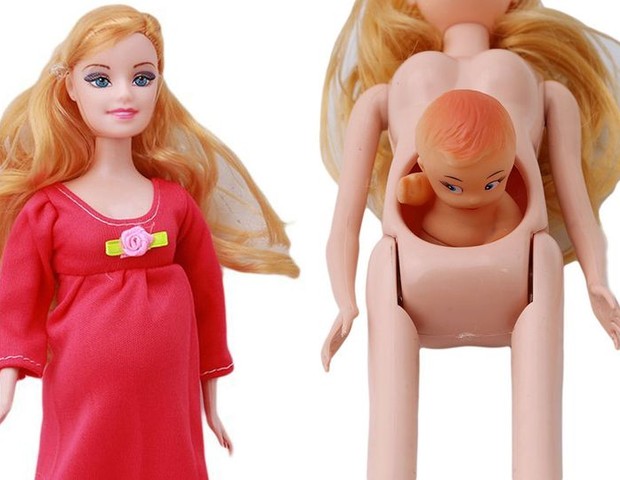 Boneca barbie gravida com o bebe