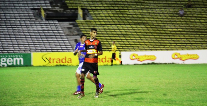 Flamengo-PI x Parnahyba (Foto: Emanuele Madeira/GloboEsporte.com)
