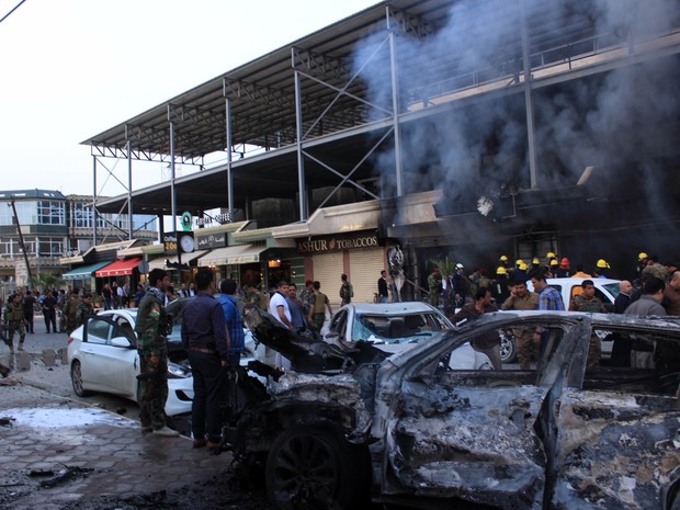 Carro-bomba explode perto de consulado dos EUA no Iraque (Foto: STR / AFP)