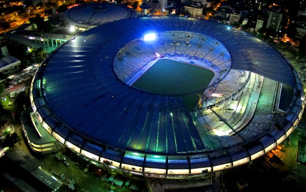 Maracanã teste de iluminção (Foto: Genilson Araújo / O Globo)