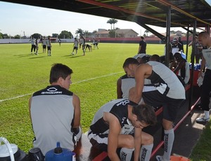 Treino do Treze no CT do Atlético-GO (Foto: Silas Batista / Globoesporte.com/pb)