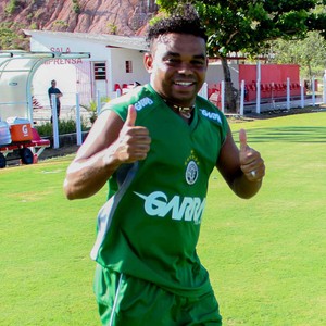 Carlinhos Bala América-PE (Foto: Aldo Carneiro / Pernambuco Press) Carlinhos Bala América-PE (Foto: Aldo Carneiro / Pernambuco Press)