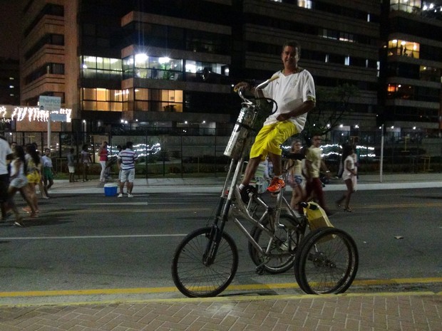 Wilson se orgulha da sua criação (Foto: Micaelle Morais/G1)