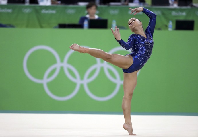 Flavia Saraiva ginástica artística final equipes Olimpíada Rio 2016 (Foto: Damir Sagolj/Reuters)