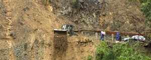 Tufão 'Goni' deixa 7 mortos nas Filipinas e tira mais 5 mil de casa (Harley Palangchao / Reuters)