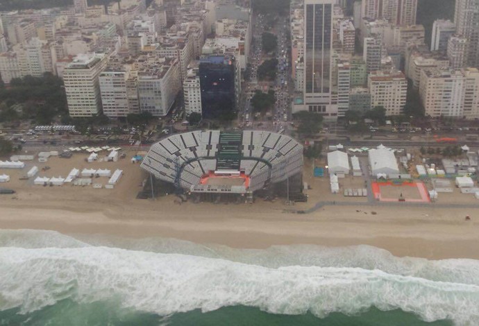 Fotos aereas da arena de vôlei de praia (Foto: GloboEsporte.com)