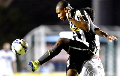 André Bahia, Botafogo X figueirense (Foto: Buda Mendes / Getty Images)