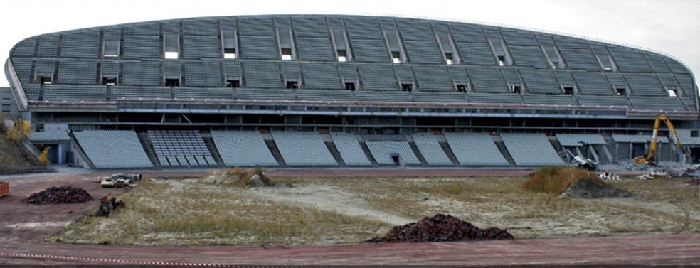 Estádio La Peineta no início das obras, em 2011 (Foto: Divulgação)
