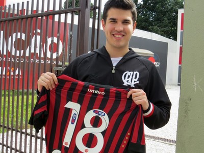 Vinicius Abram, de 21 anos, Atlético-PR (Foto: Fernando Freire)
