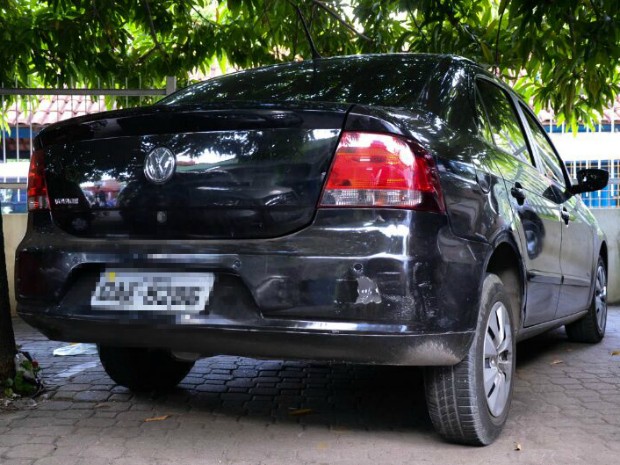 Suspeitos foram detidos em um carro no conjunto Ouro Verde, Zona Leste de Manaus (Foto: Divulgação/Polícia Civil)