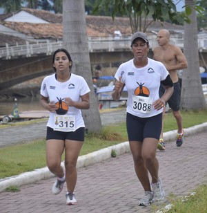Atletas puderam optar pela prova de Aquathlon ou competir apenas na corrida de rua (Foto: Divulgação/Prefeitura de Paraty)