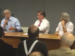 Fernando Pupo, secretário de Planejamento, e o prefeito Jonas Donizette (Foto: Marcello Carvalho/G1)