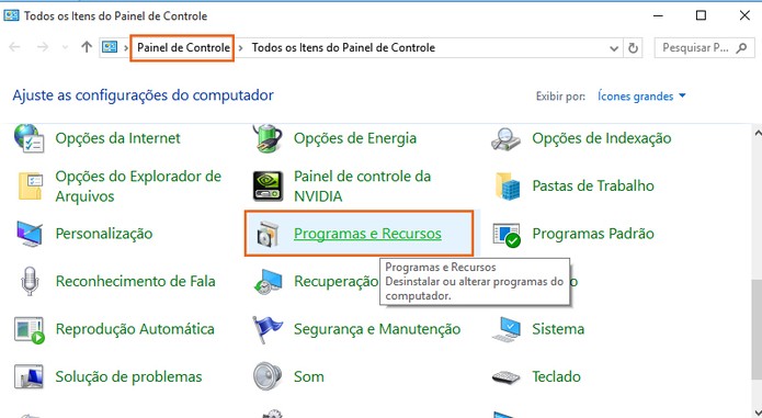Acesse o item de Programas e Recursos (Foto: Reprodução/Barbara Mannara)