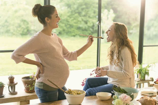 Grávida pode comer fígado?  O consumo de fígado na gravidez é alvo de  muitas dúvidas. Será que grávida pode comer fígado? Será que comer fígado  na gravidez faz bem? E se
