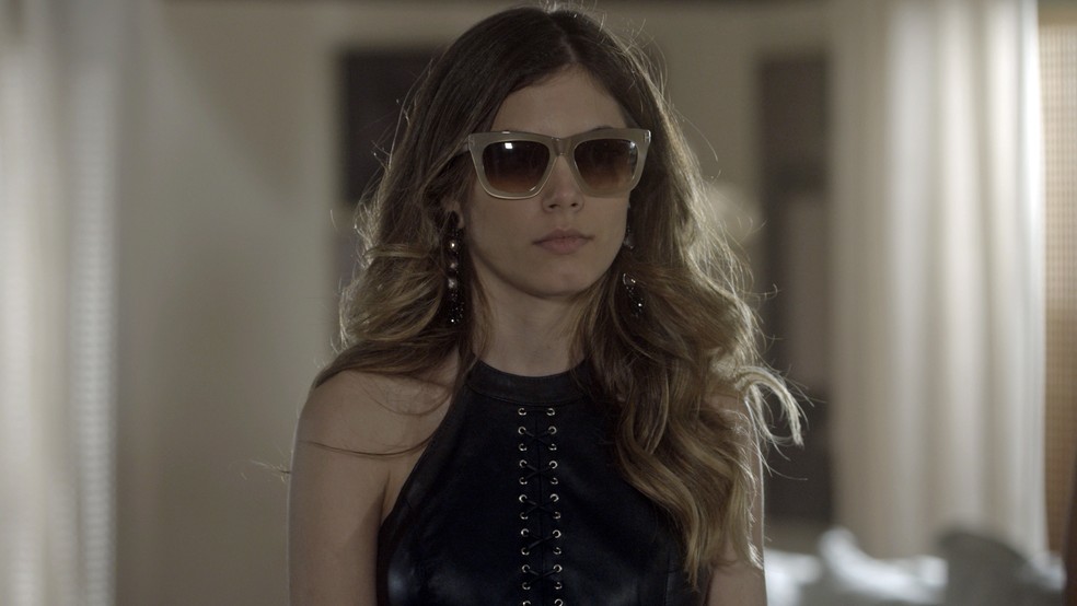 Camila apronta todas na trama! (Foto: TV Globo)