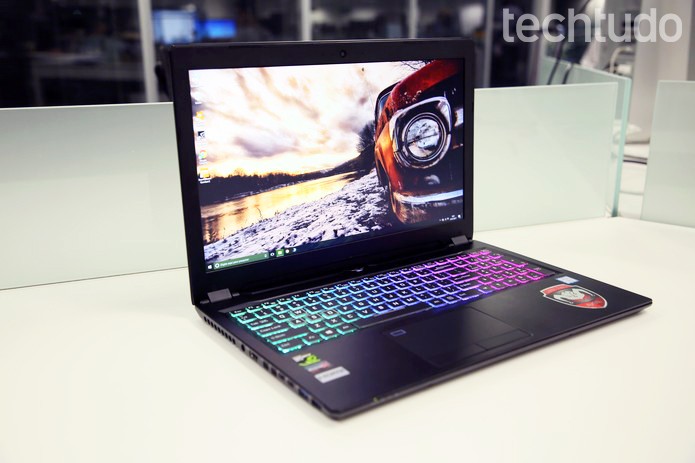 Notebook gamer tem design elegante e desempenho de desktop (Foto: João Gabriel Balbi/TechTudo) Notebook gamer tem design elegante e desempenho de desktop (Foto: João Gabriel Balbi/TechTudo)
