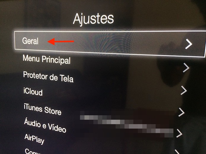 Acessando os ajustes gerais da Apple TV (Foto: Reprodução/Marvin Costa) Acessando os ajustes gerais da Apple TV (Foto: Reprodução/Marvin Costa)