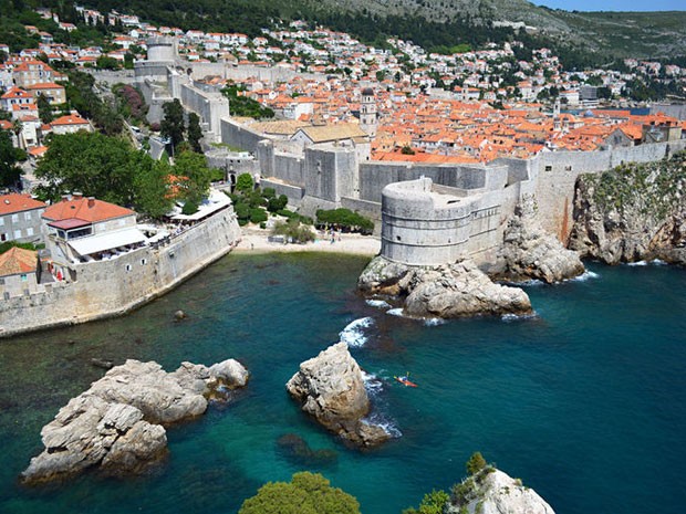Dubrovnik, na Croácia, onde são filmadas as cenas de King's Landing no seriado 'Game of Thrones' (Foto: Divulgação/Viator)