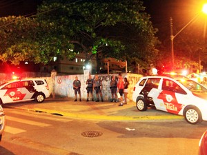 PM faz blitz em rua de Mongaguá (Foto: Divulgação/Prefeitura de Mongaguá)