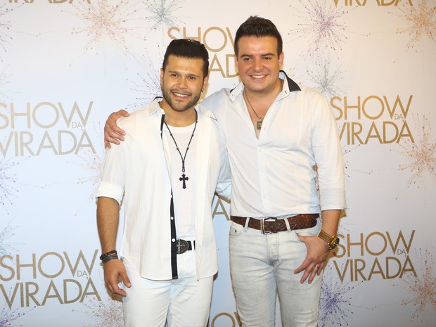 Marcos e Belutti na gravação do Show da Virada em São Paulo (Foto: Iwi Onodera/ EGO)