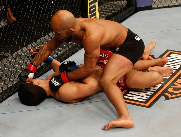 Demetrious Johnson x Joseph Benavidez UFC MMA (Foto: Getty Images)